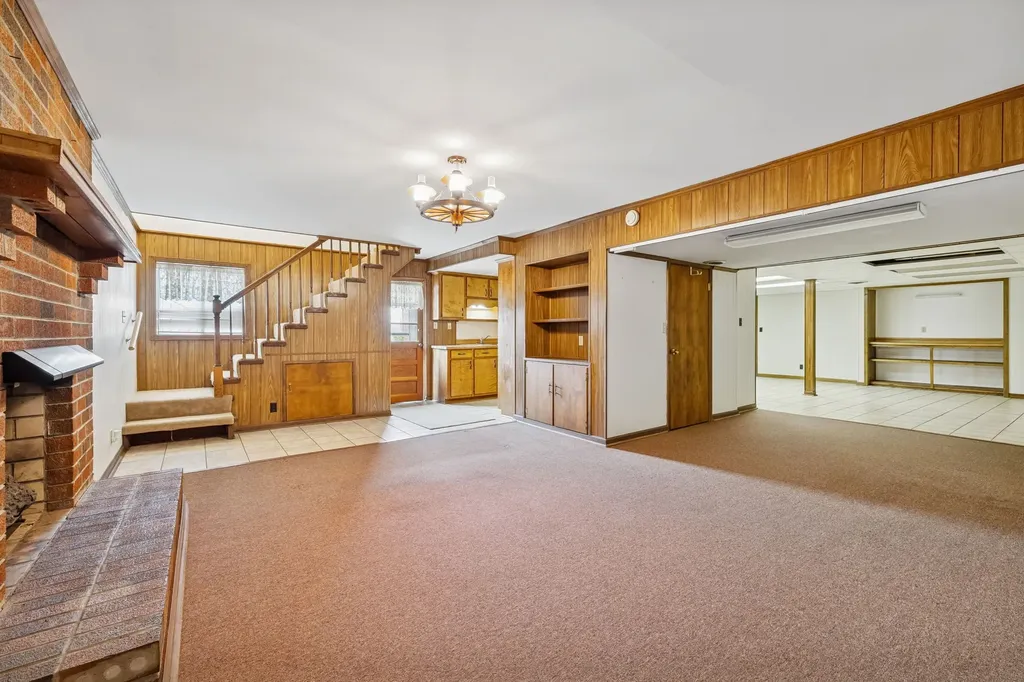 526 W Boiling Springs Road Portland TN 37148