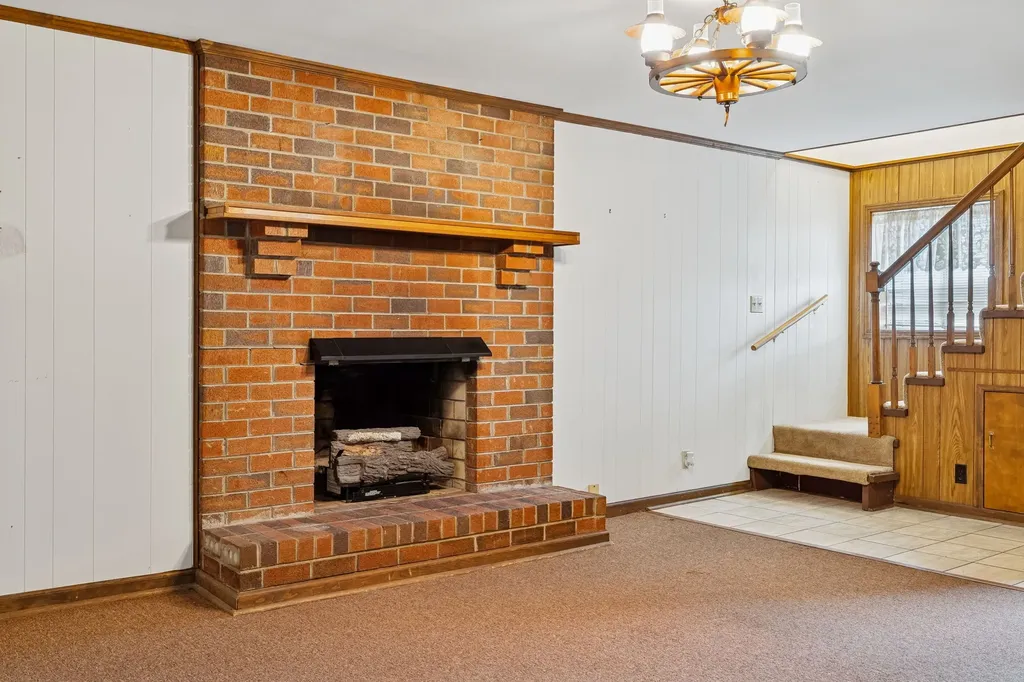 526 W Boiling Springs Road Portland TN 37148