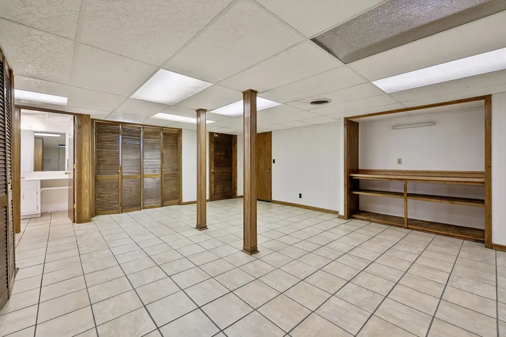 526 W Boiling Springs Road Portland TN 37148