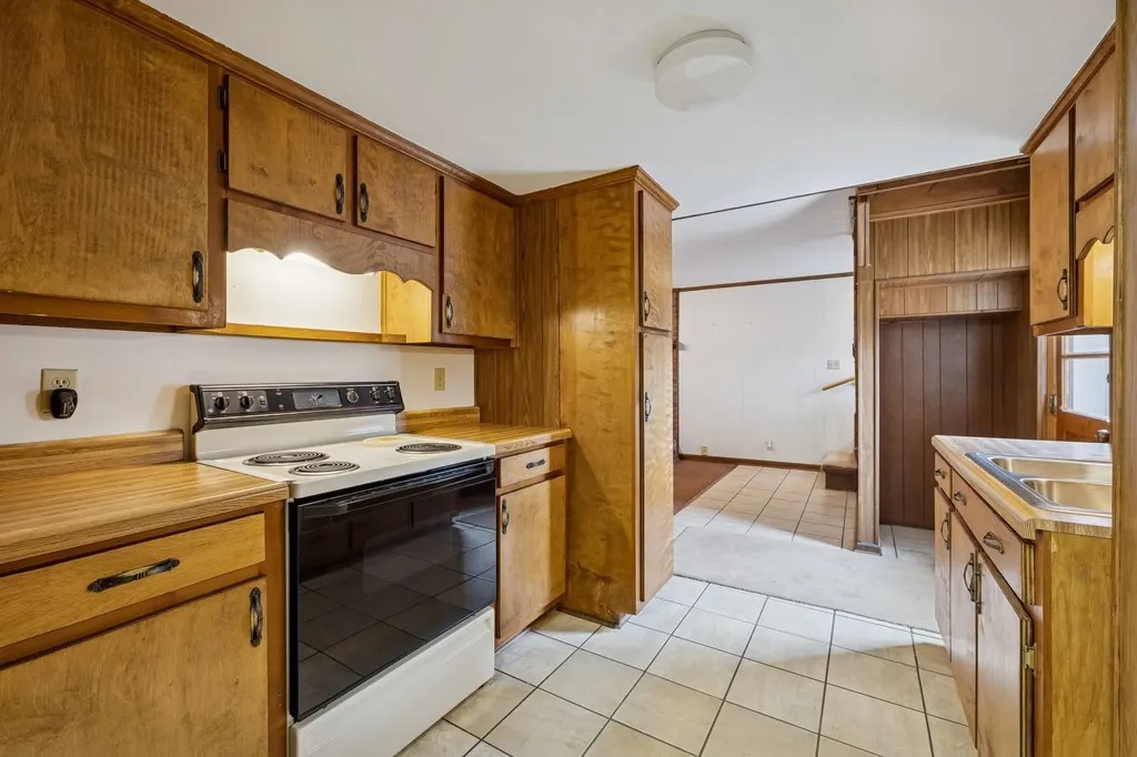 526 W Boiling Springs Road Portland TN 37148