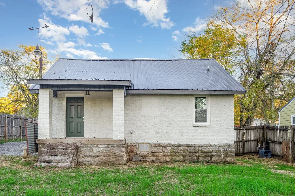 504 Hartsville Pike Lebanon TN 37087