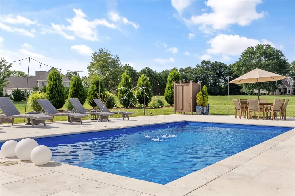 125 Cedar Ridge Lane Crossville TN 38555