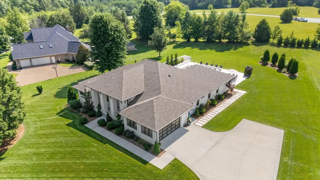 125 Cedar Ridge Lane Crossville TN 38555