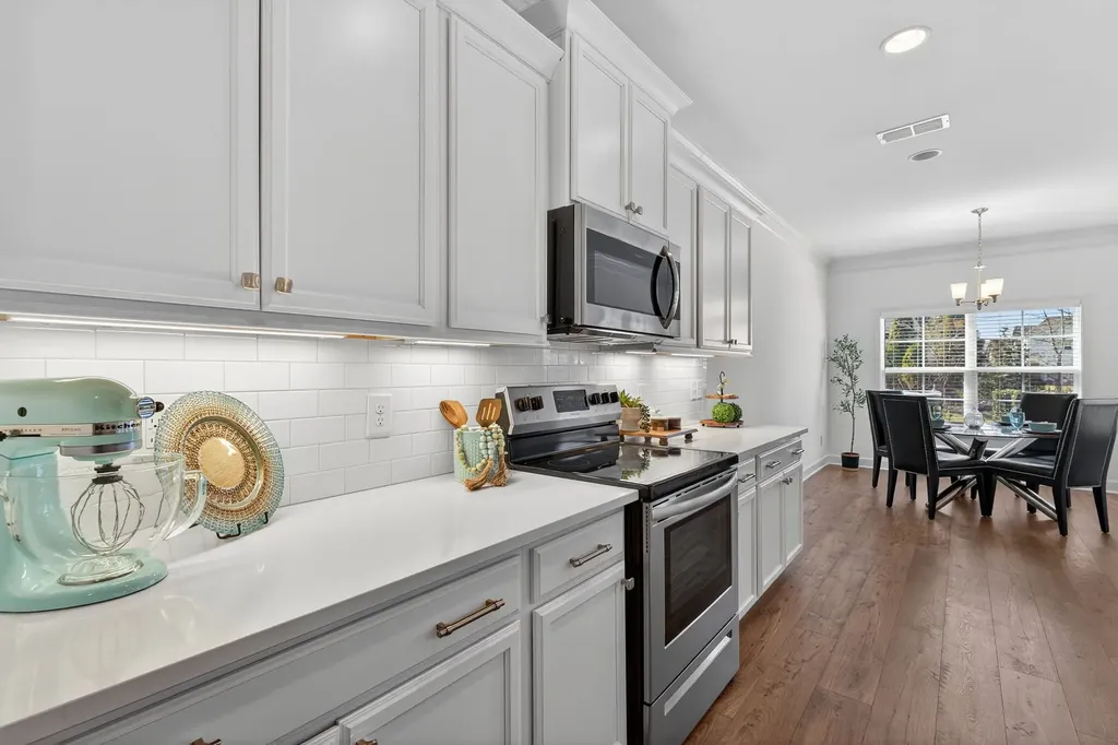 2408 Stonecenter Lane Murfreesboro TN 37128