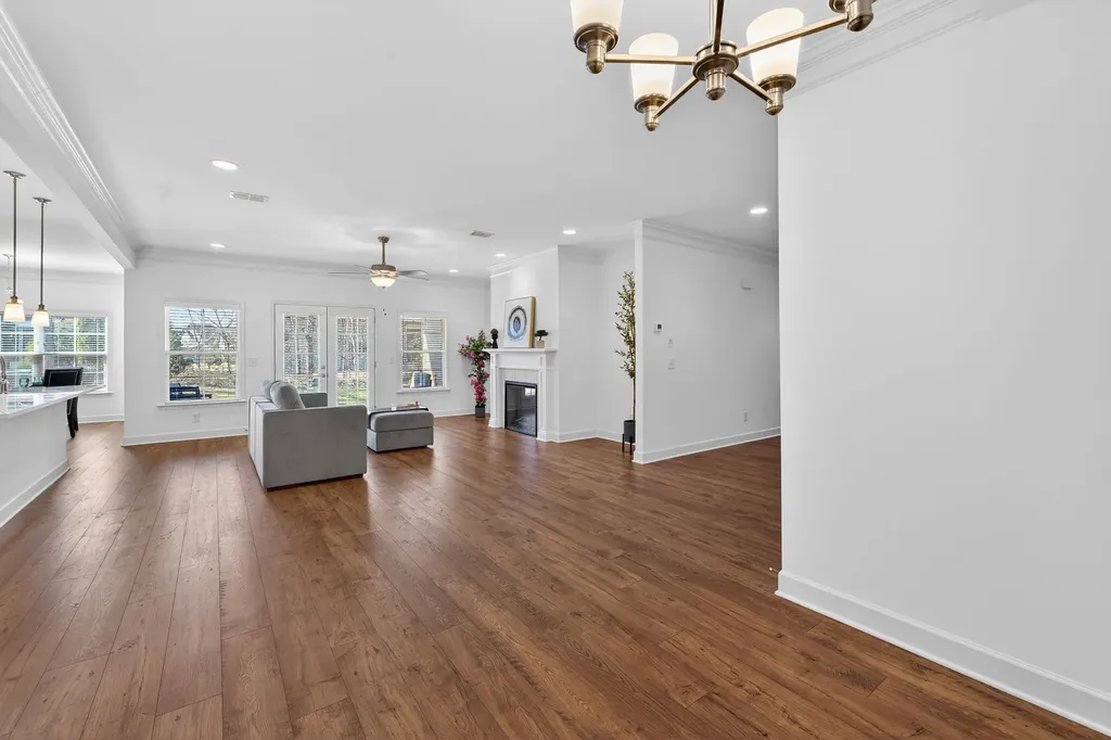 2408 Stonecenter Lane Murfreesboro TN 37128