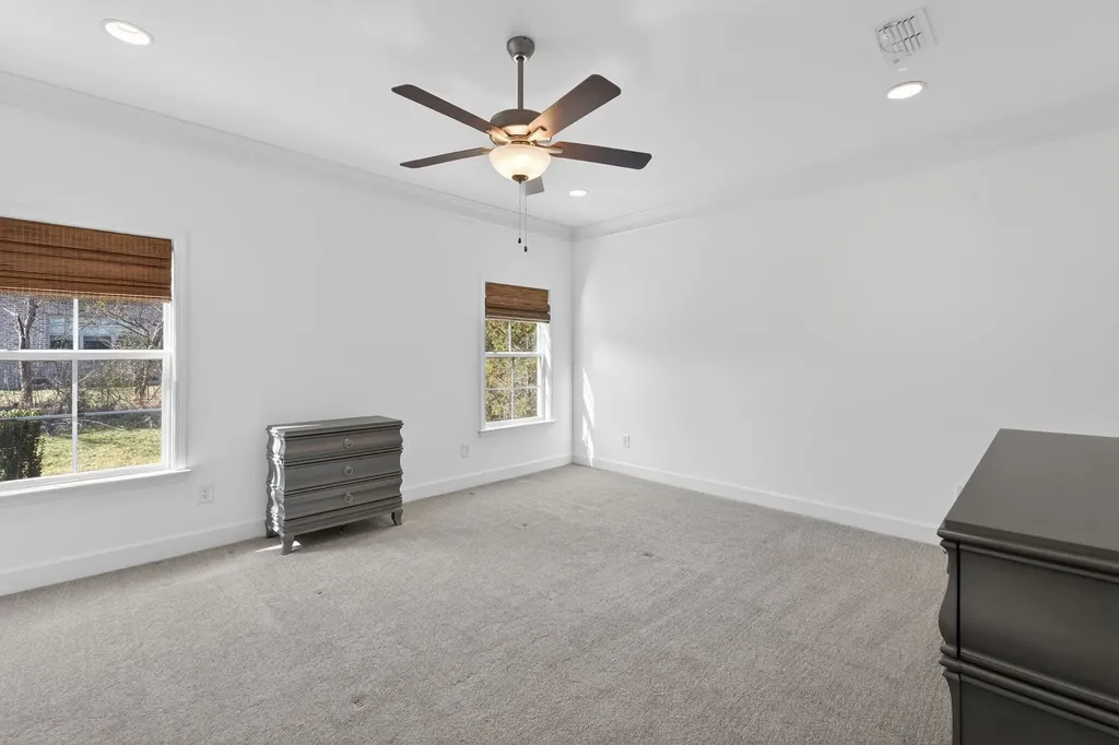 2408 Stonecenter Lane Murfreesboro TN 37128