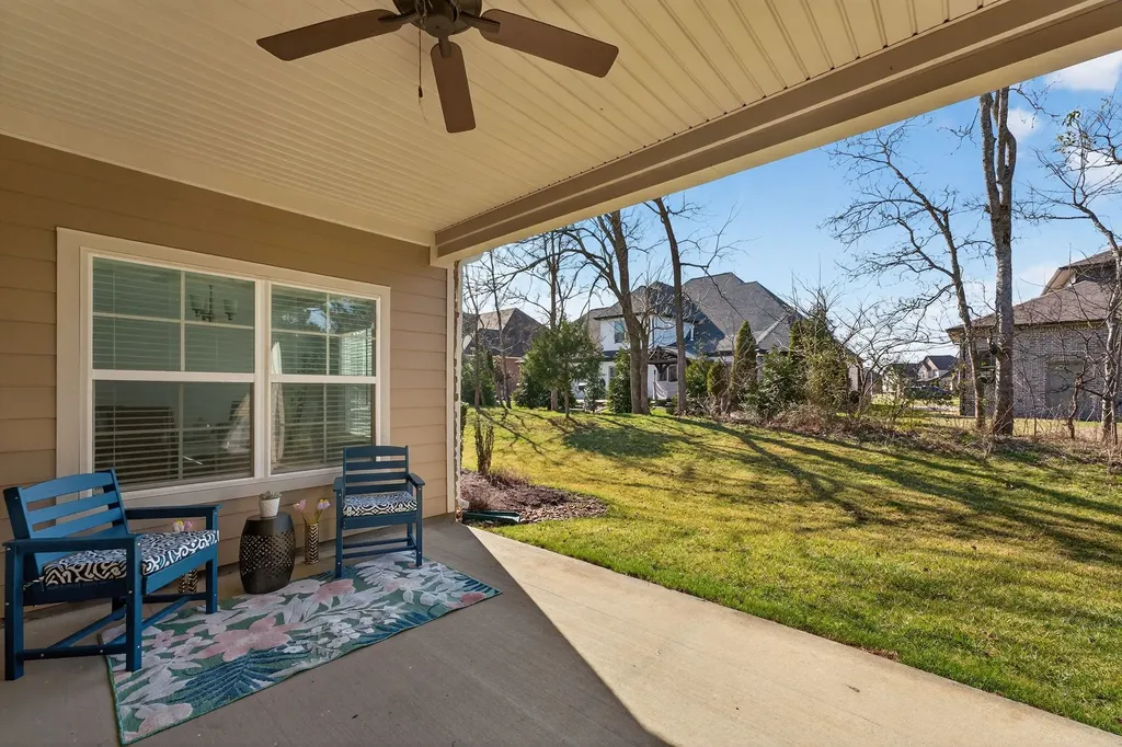 2408 Stonecenter Lane Murfreesboro TN 37128