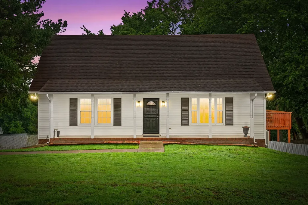718 Jace Drive Clarksville TN 37040