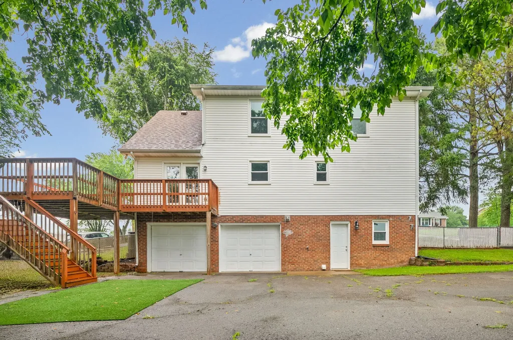 718 Jace Drive Clarksville TN 37040