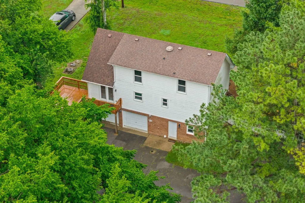 718 Jace Drive Clarksville TN 37040