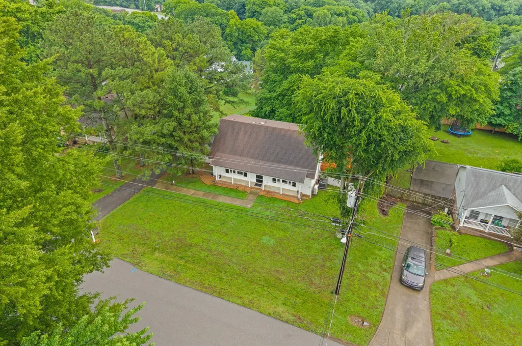 718 Jace Drive Clarksville TN 37040