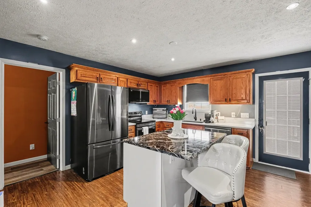 870 Newt Vanattia Road Hillsboro TN 37342