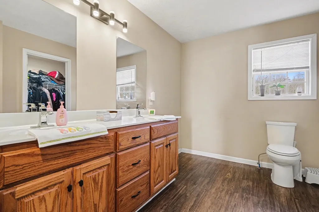 870 Newt Vanattia Road Hillsboro TN 37342