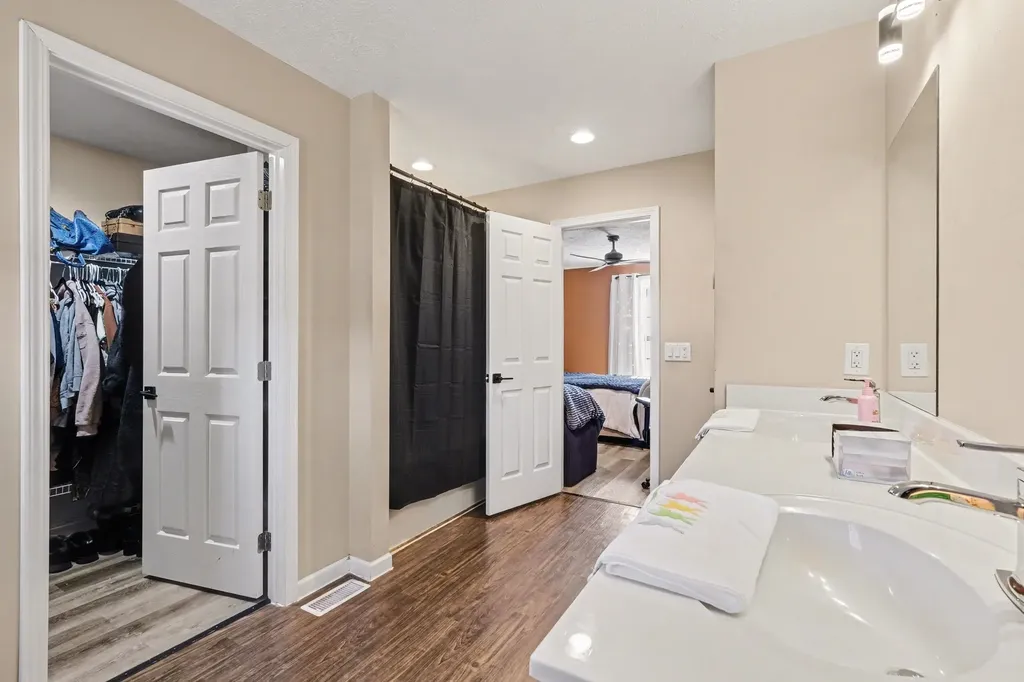 870 Newt Vanattia Road Hillsboro TN 37342