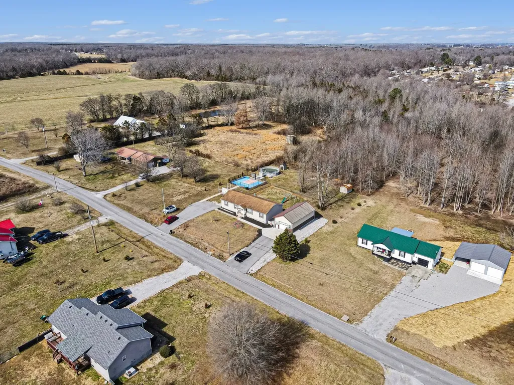 870 Newt Vanattia Road Hillsboro TN 37342