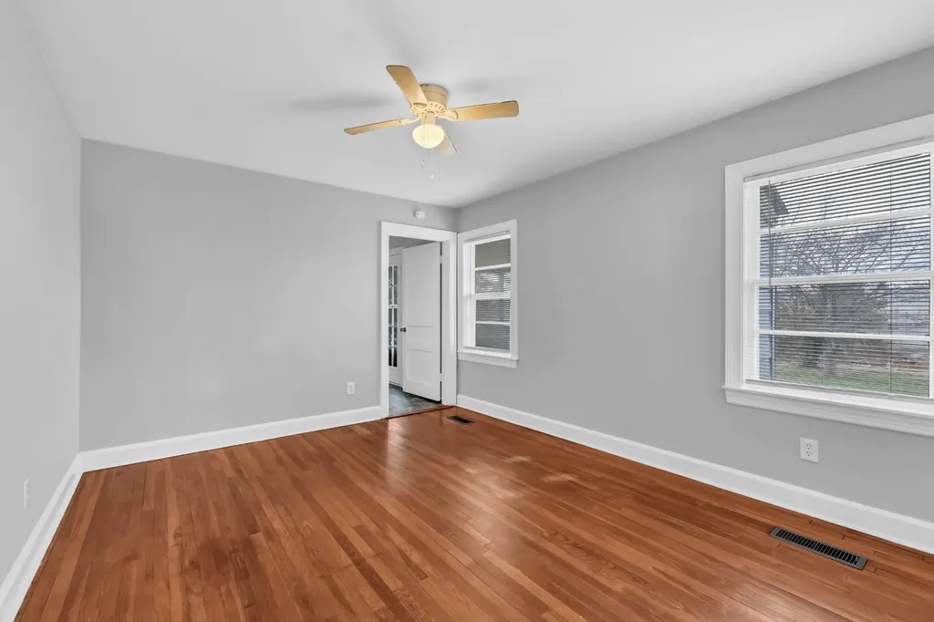 117 W Meadow Drive Clarksville TN 37043