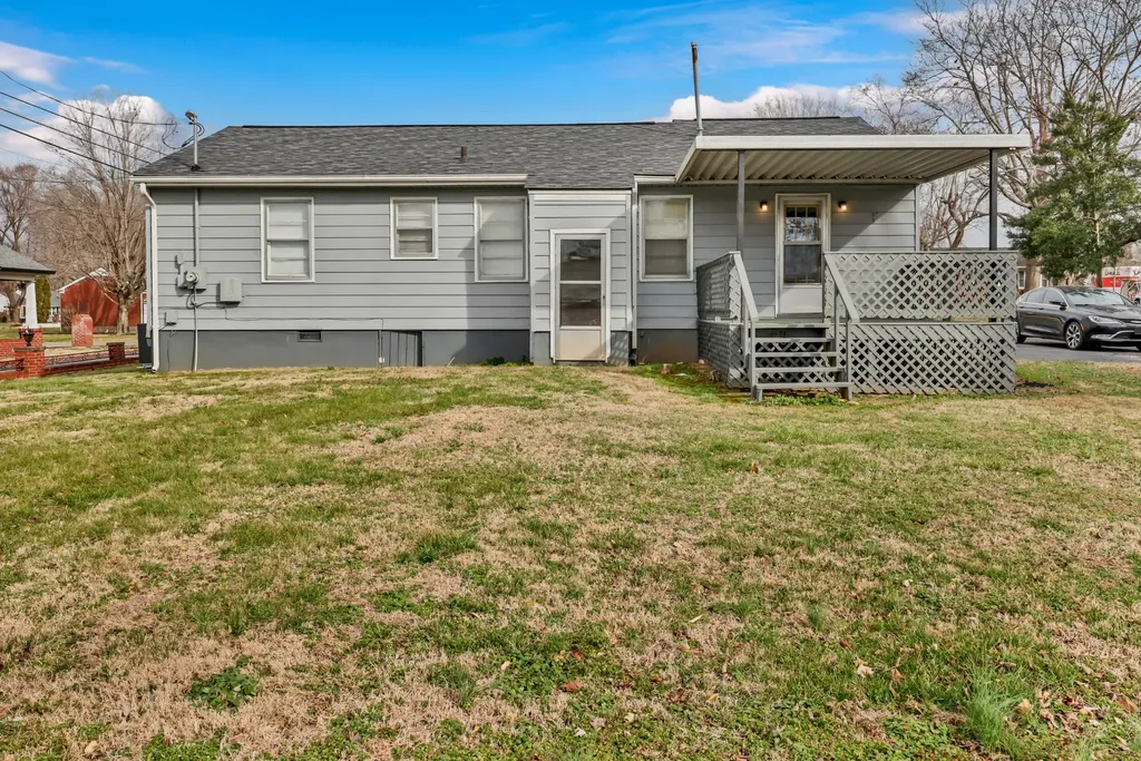 117 W Meadow Drive Clarksville TN 37043