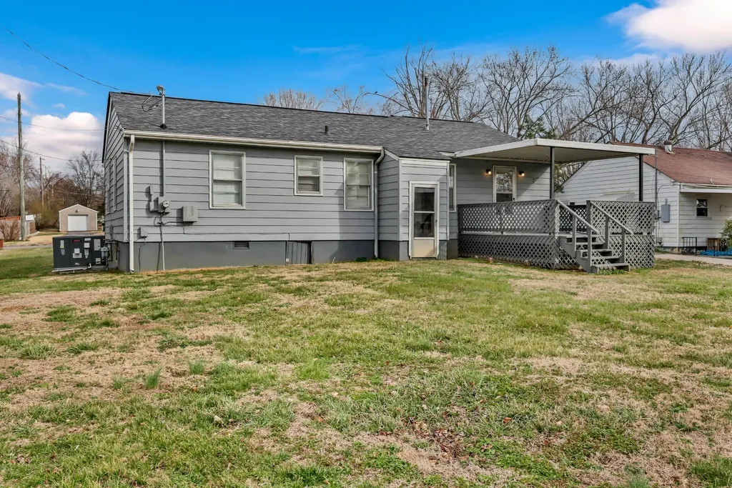 117 W Meadow Drive Clarksville TN 37043