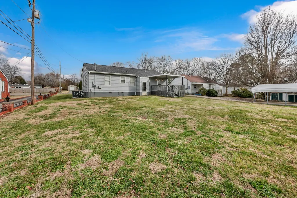 117 W Meadow Drive Clarksville TN 37043