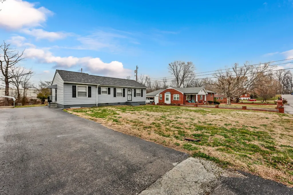117 W Meadow Drive Clarksville TN 37043