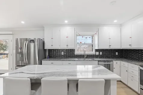 561 Castlegate Drive Nashville TN 37217