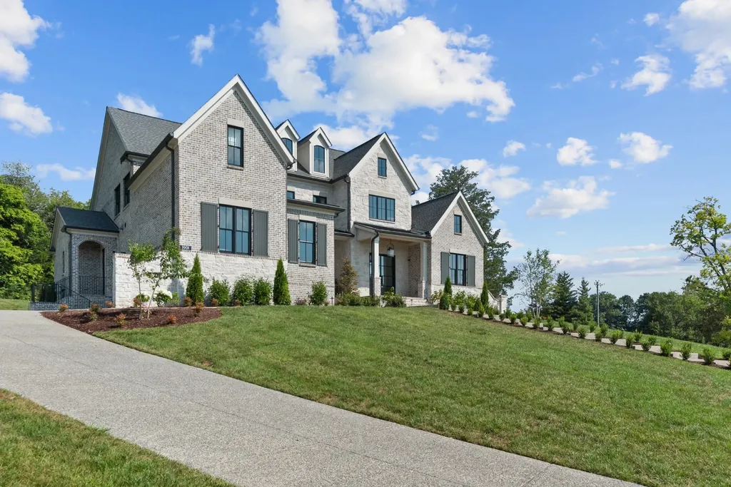 9905 Amarosa Court Brentwood TN 37027