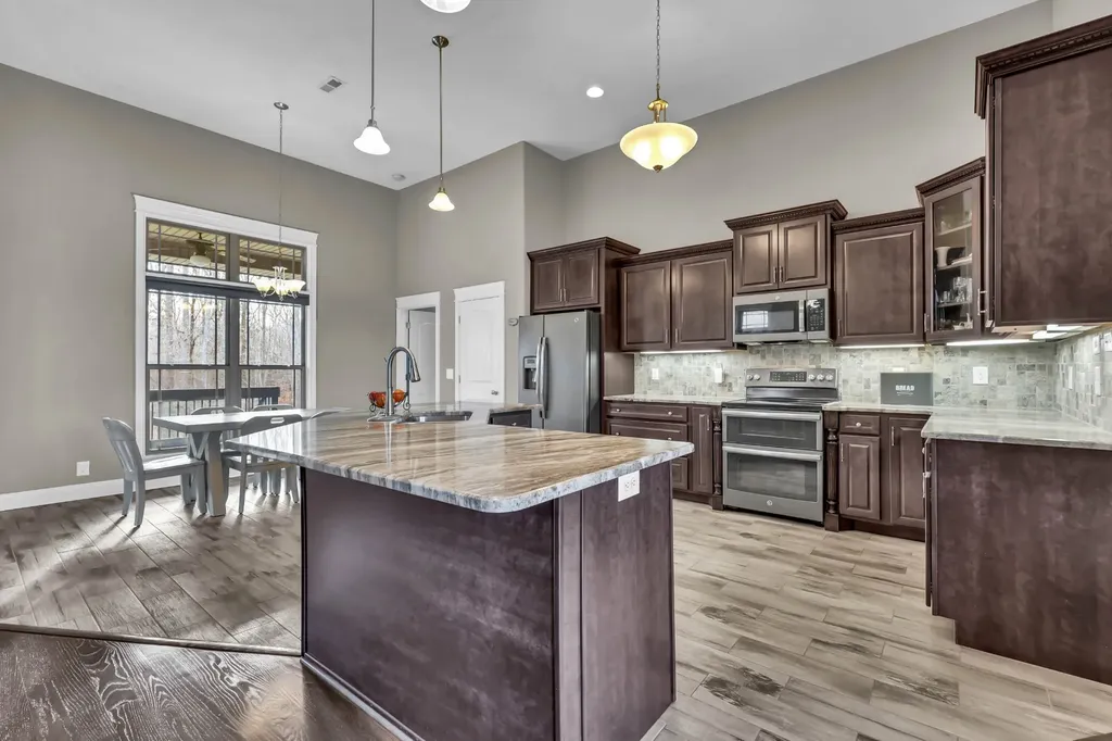 130 Takao Court Clarksville TN 37042