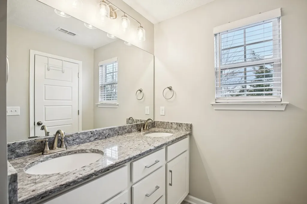 4203 Sarazen Lane Murfreesboro TN 37127