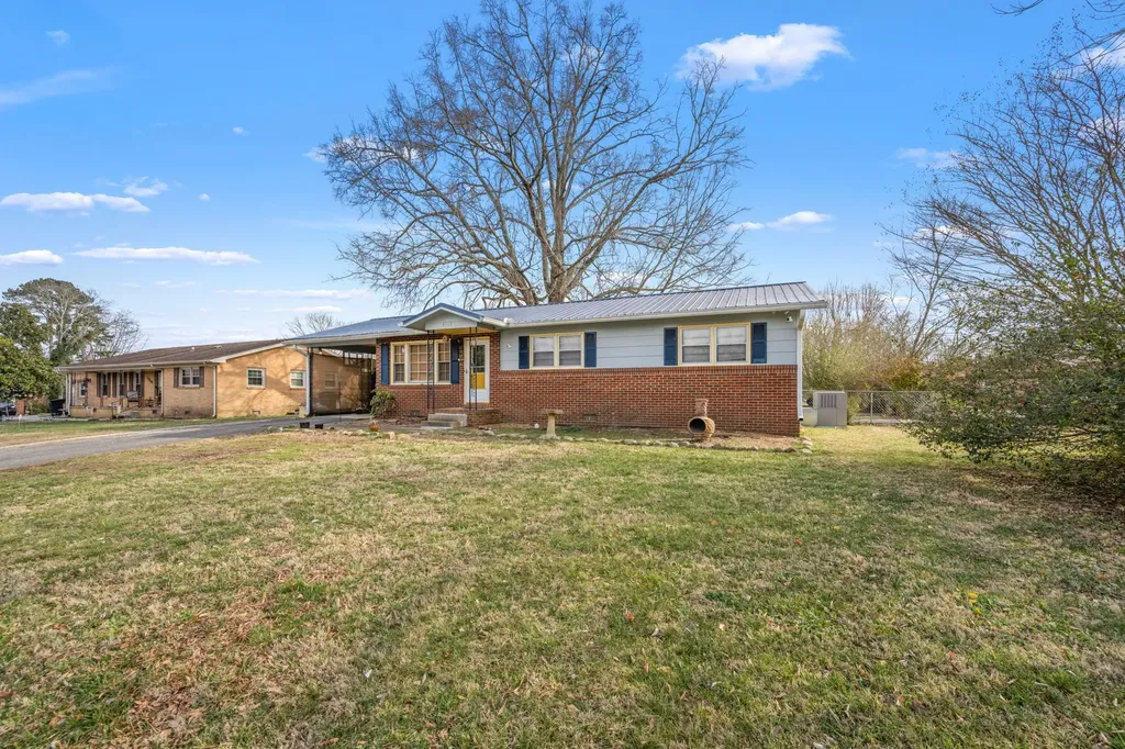 1003 Greenwood Avenue Tullahoma TN 37388