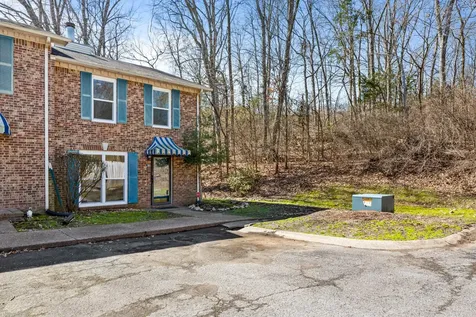 513 Williamsburg Drive Nashville TN 37214