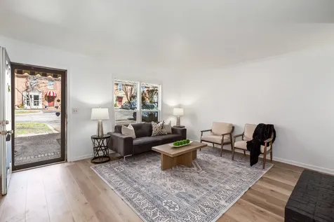 513 Williamsburg Drive Nashville TN 37214