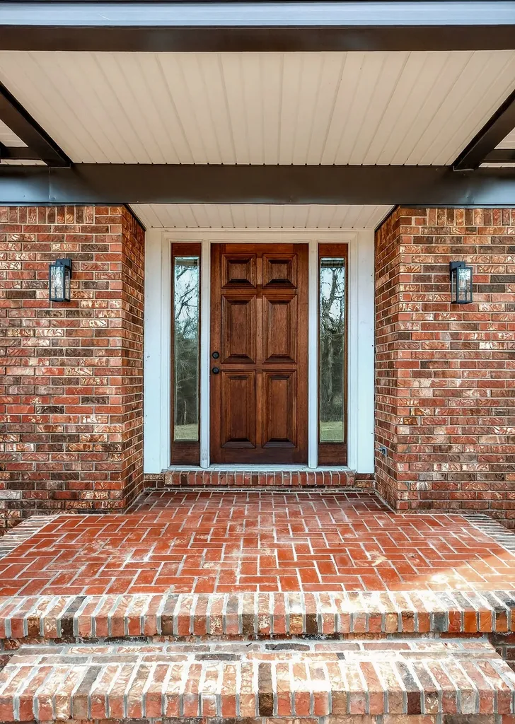 698 Mike Muncey Road Mcminnville TN 37110
