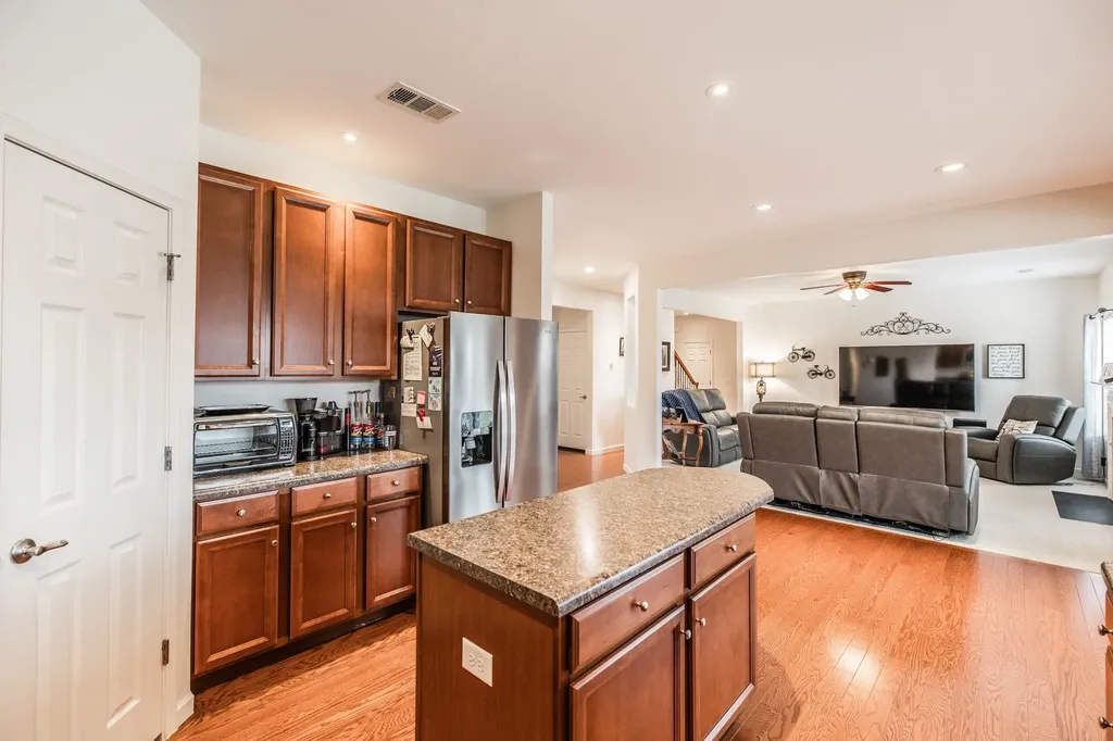 337 Fannis Circle Gallatin TN 37066