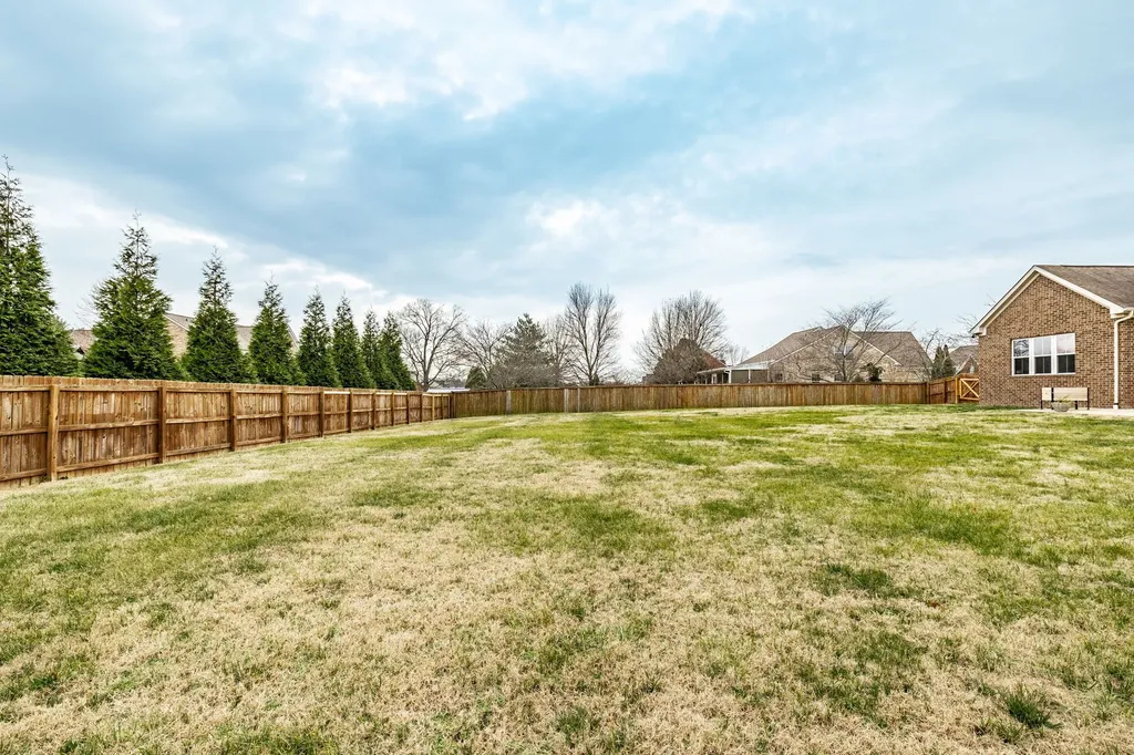 337 Fannis Circle Gallatin TN 37066