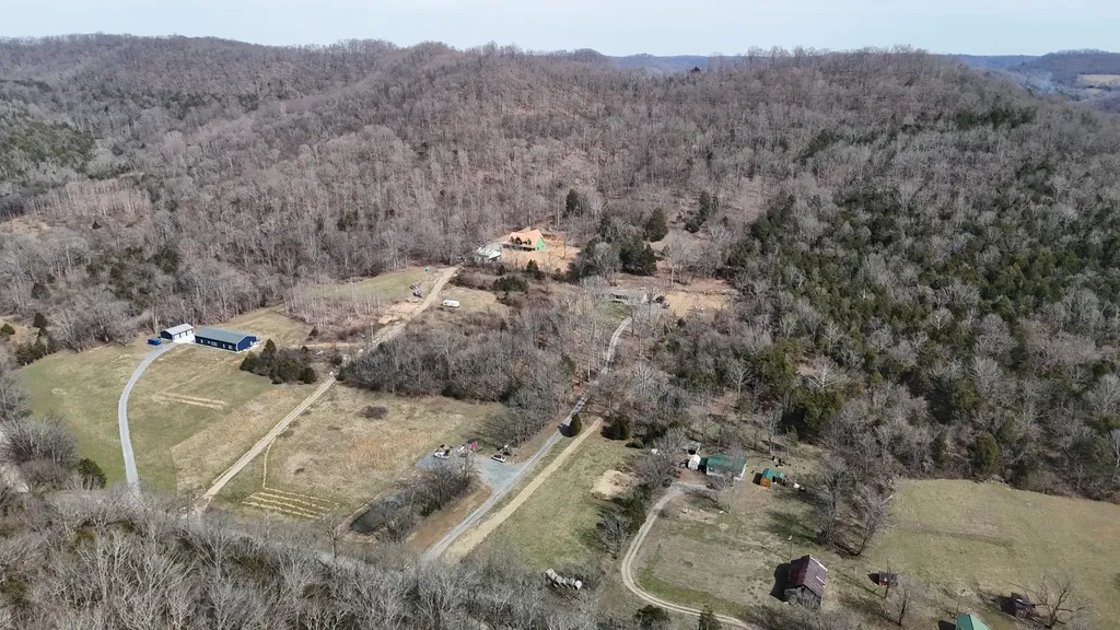 4020 Carter Branch Road Hartsville TN 37074