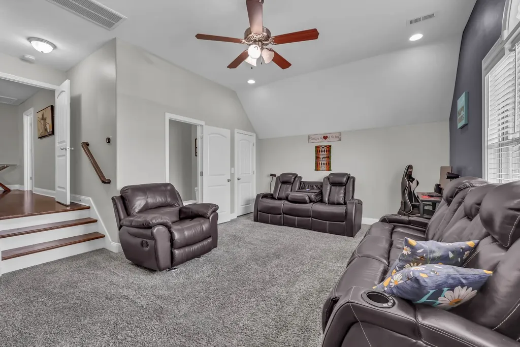 284 Browning Court Clarksville TN 37043