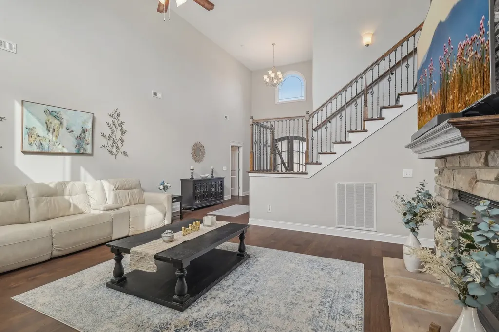 3166 Fern Croft Lane Clarksville TN 37043