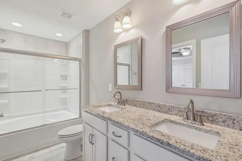3166 Fern Croft Lane Clarksville TN 37043