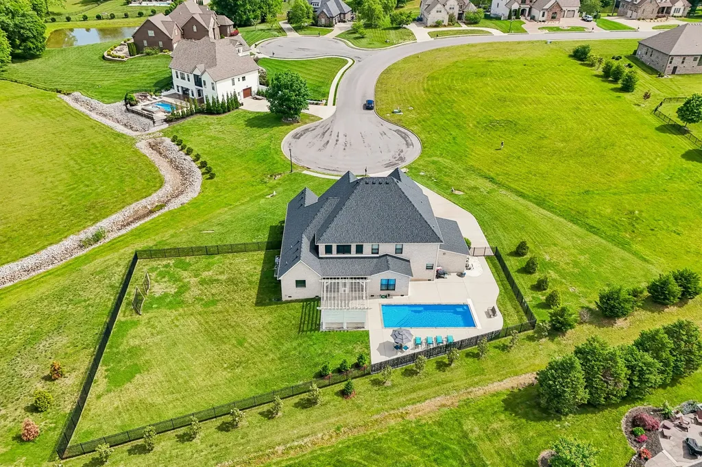3166 Fern Croft Lane Clarksville TN 37043