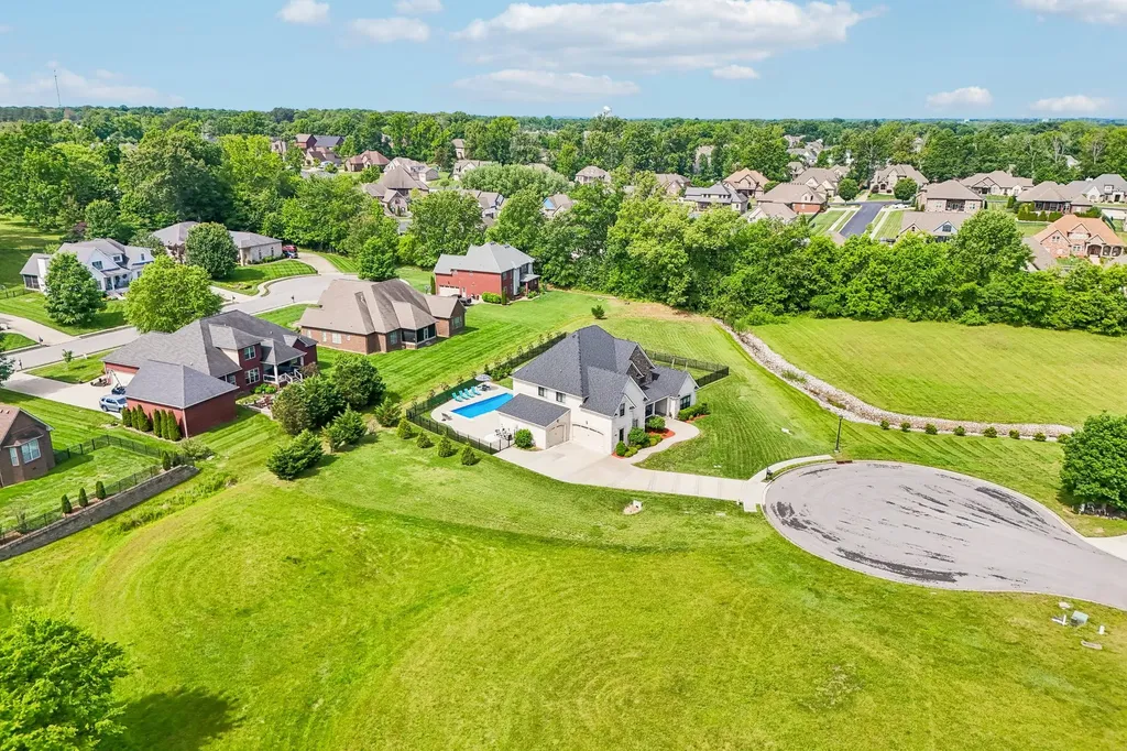 3166 Fern Croft Lane Clarksville TN 37043