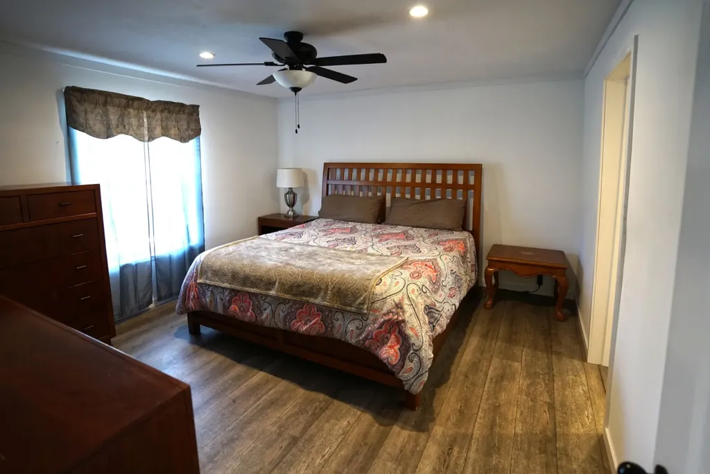 1162 By Boulevard Bon Aqua TN 37025
