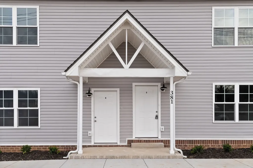 381 Lillie Belle Lane Clarksville TN 37042