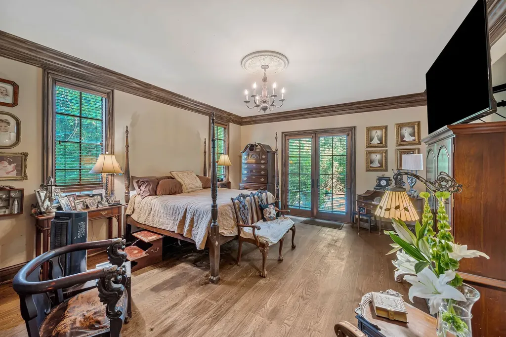 1108 Belle Meade Boulevard Nashville TN 37205