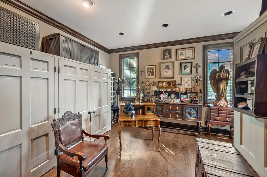1108 Belle Meade Boulevard Nashville TN 37205