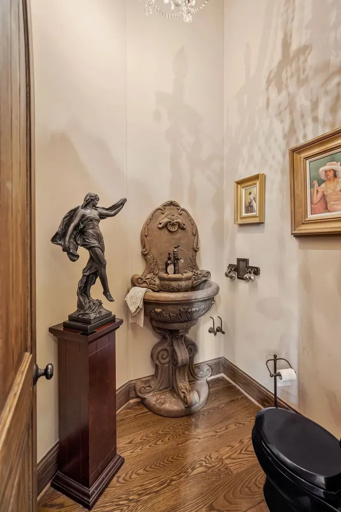 1108 Belle Meade Boulevard Nashville TN 37205