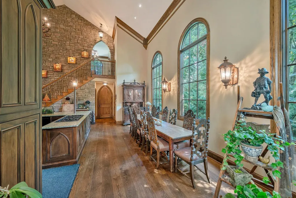 1108 Belle Meade Boulevard Nashville TN 37205