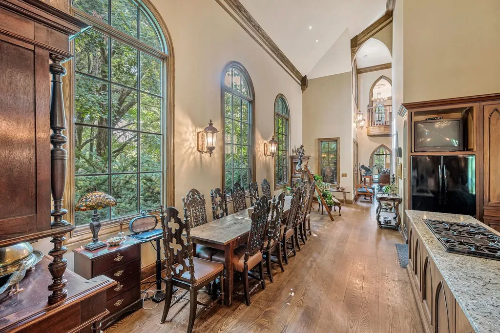 1108 Belle Meade Boulevard Nashville TN 37205