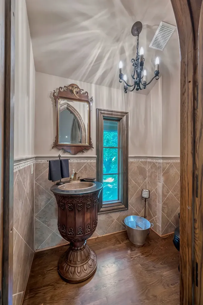 1108 Belle Meade Boulevard Nashville TN 37205