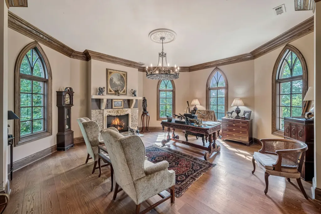 1108 Belle Meade Boulevard Nashville TN 37205