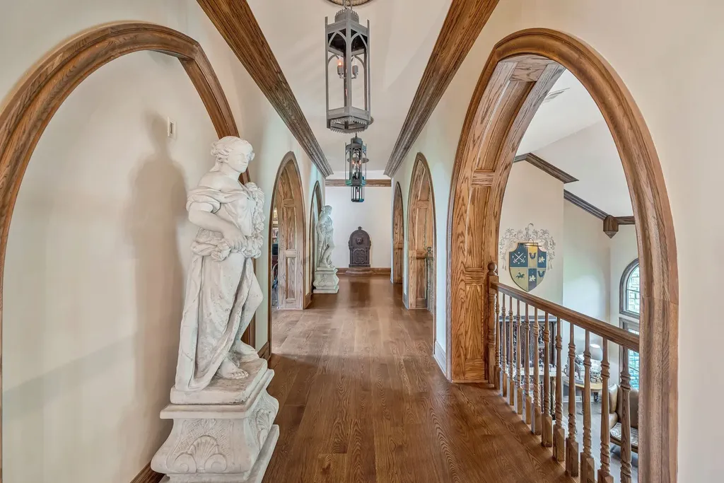 1108 Belle Meade Boulevard Nashville TN 37205